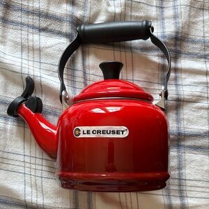 Le Creuset Red/Orange Enameled Teapot